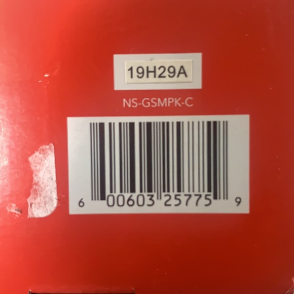 Insignia Protection Kit for Nintendo Switch Lite - Picture 3 of 3